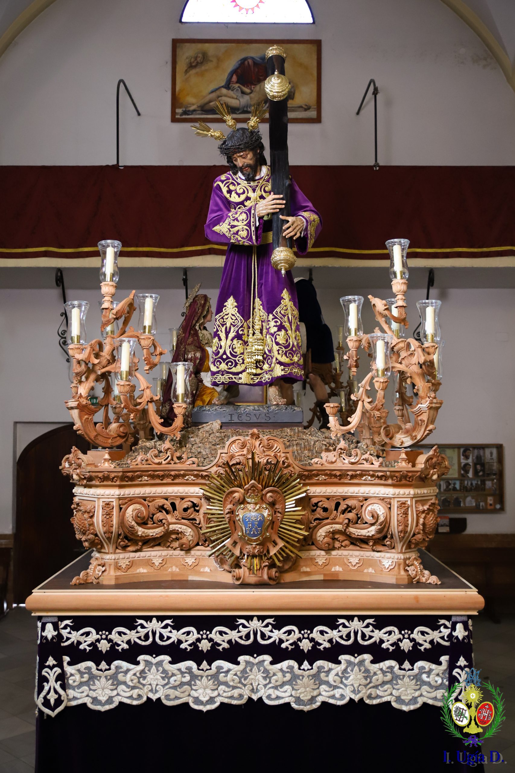 NUESTRO PADRE JESUS DE LA CARIDAD SOBRE SU PASO PROCESIONAL HERMANDAD